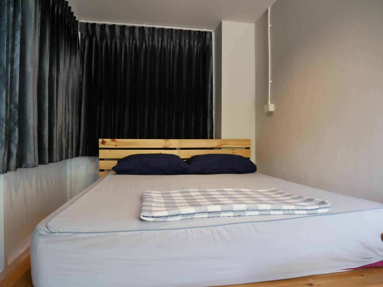Eq Hostel Тонгсала Екстер'єр фото